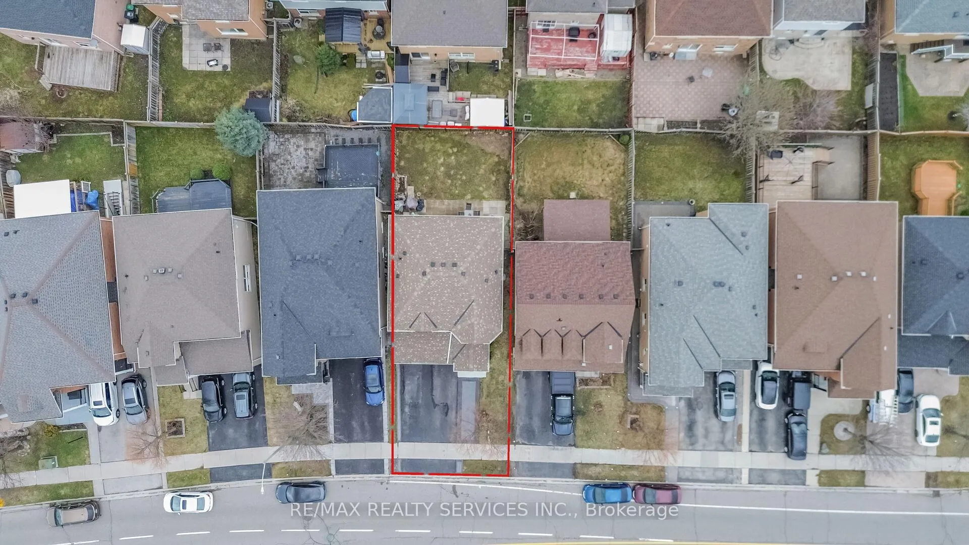 Photo 39 of 359 Edenbrook Hill Drive, Brampton, Fletcher's Meadow — HOMEH