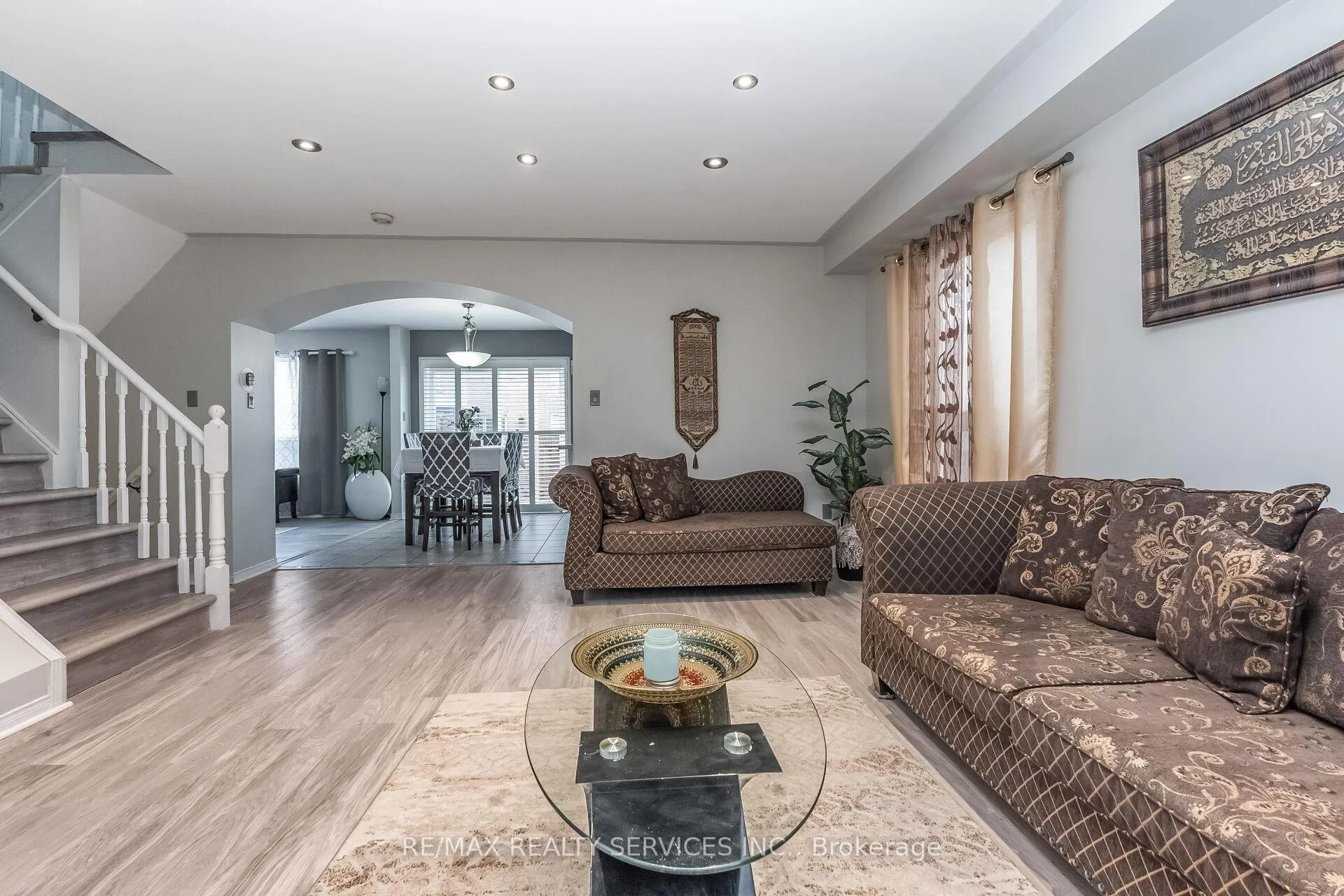 Photo 40 of 359 Edenbrook Hill Drive, Brampton, Fletcher's Meadow — HOMEH