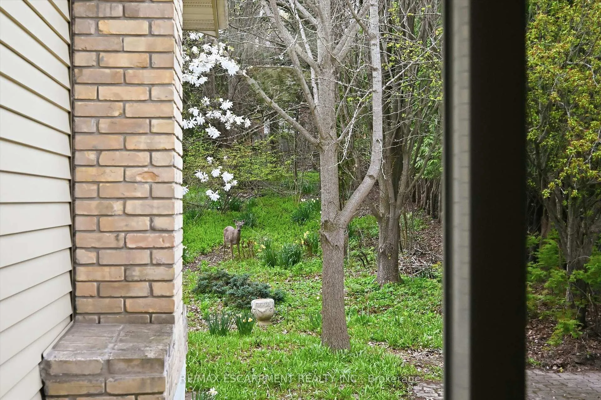 Photo 32 of 8 Sullivan'S Lane, Hamilton, Dundas — HOMEH