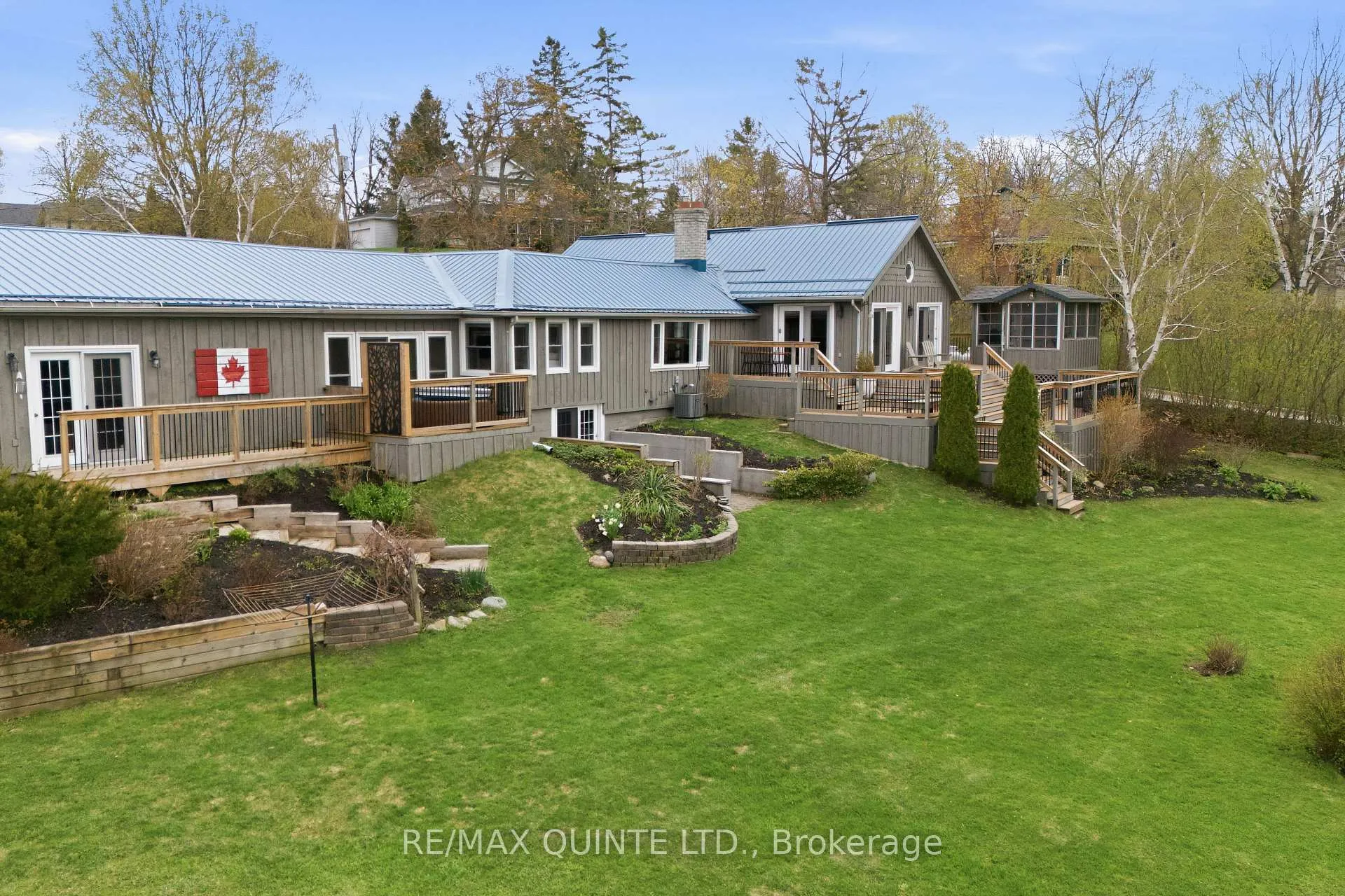 Photo 6 of 5 Hermon Lane, Prince Edward County, Ameliasburg Ward — HOMEH