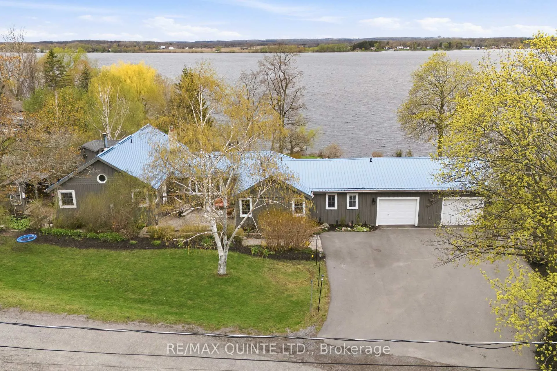 Photo 8 of 5 Hermon Lane, Prince Edward County, Ameliasburg Ward — HOMEH