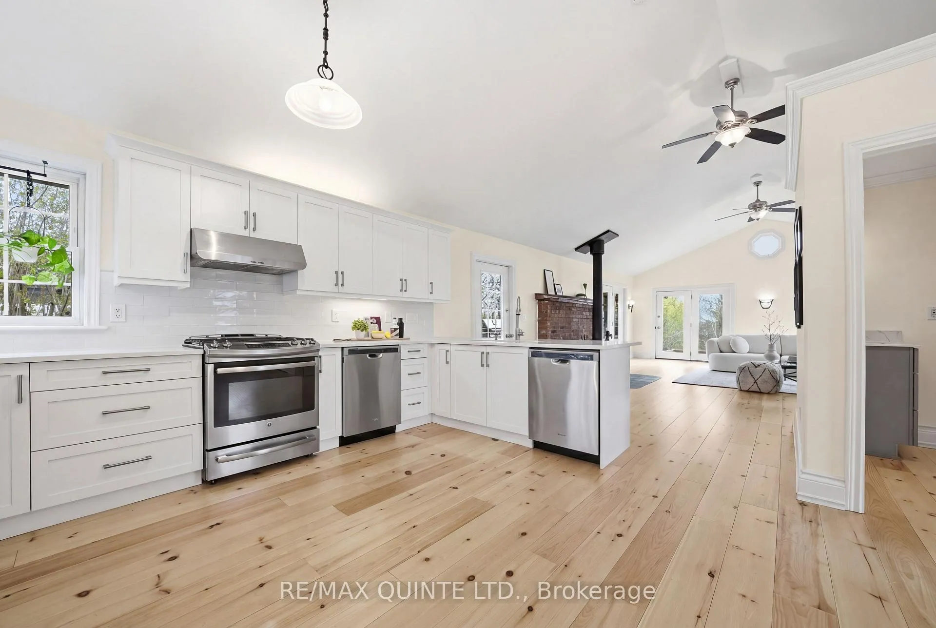 Photo 15 of 5 Hermon Lane, Prince Edward County, Ameliasburg Ward — HOMEH