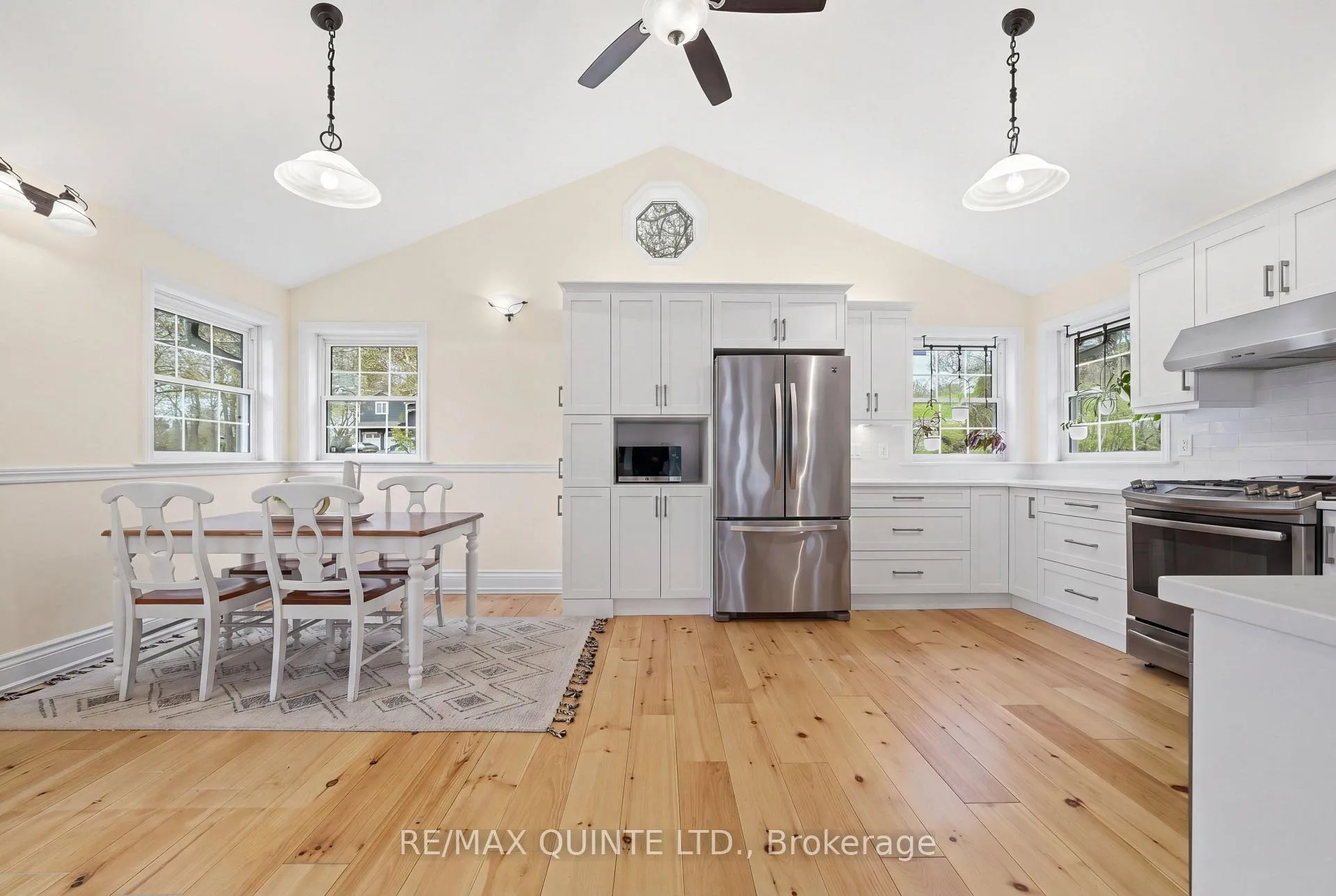 Photo 16 of 5 Hermon Lane, Prince Edward County, Ameliasburg Ward — HOMEH