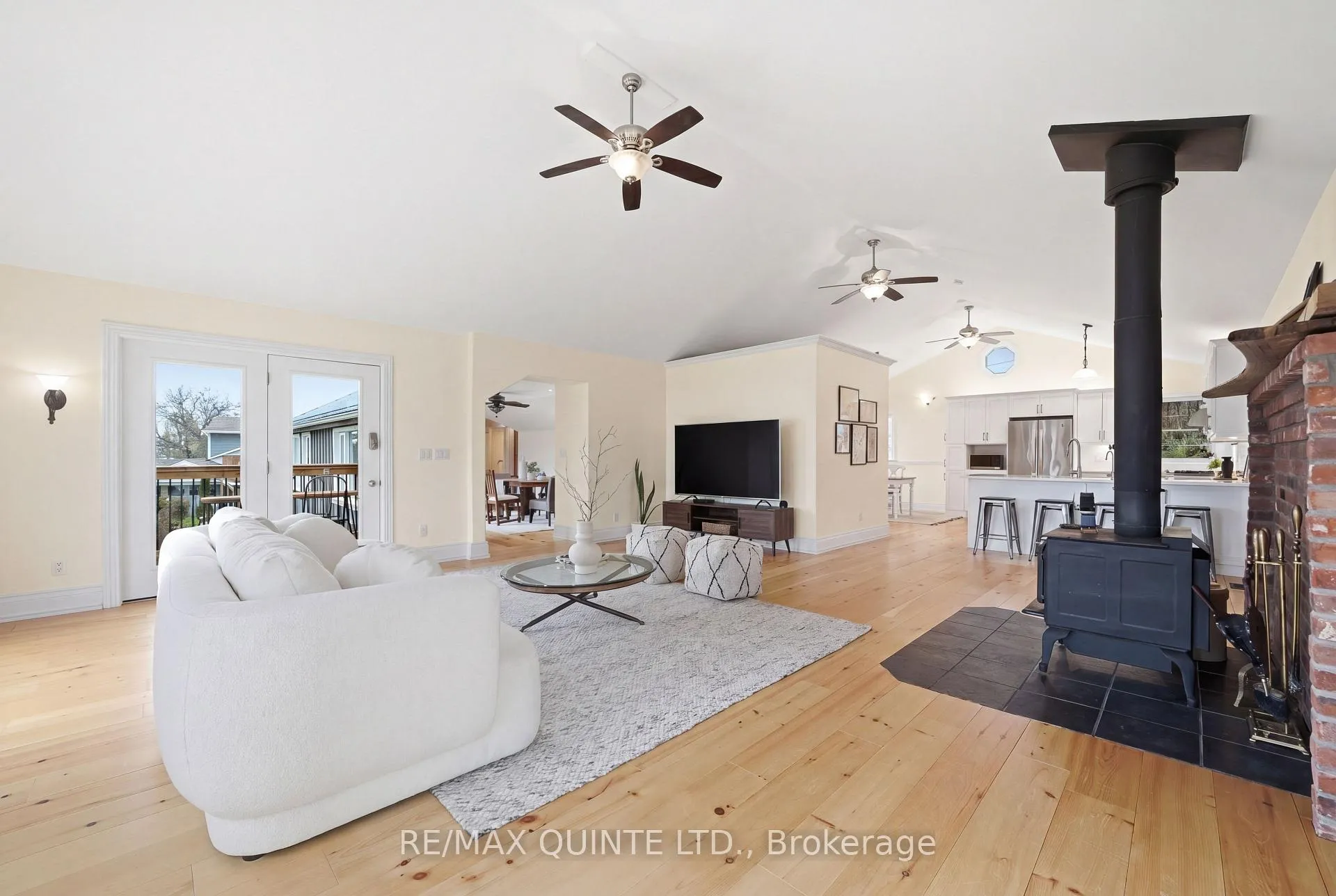 Photo 20 of 5 Hermon Lane, Prince Edward County, Ameliasburg Ward — HOMEH