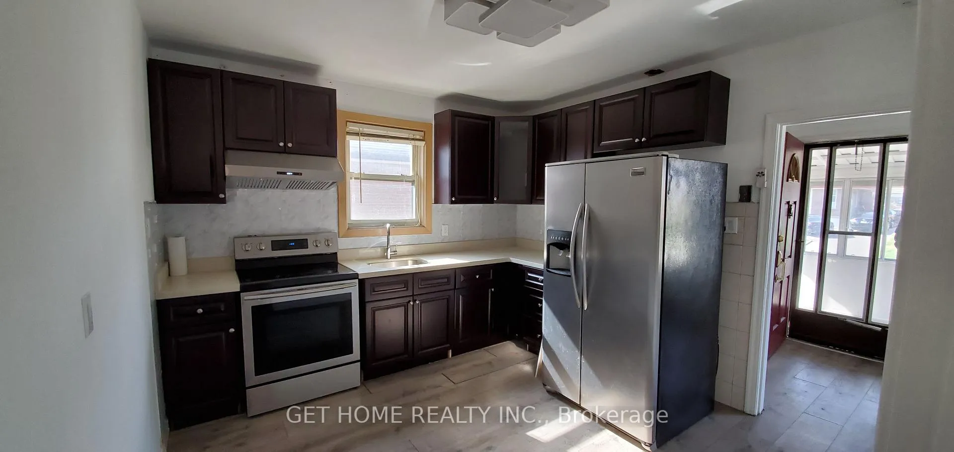 Photo 6 of Unit #Main, 18 Waringstown Drive, Scarborough, Wexford-Maryvale — HOMEH