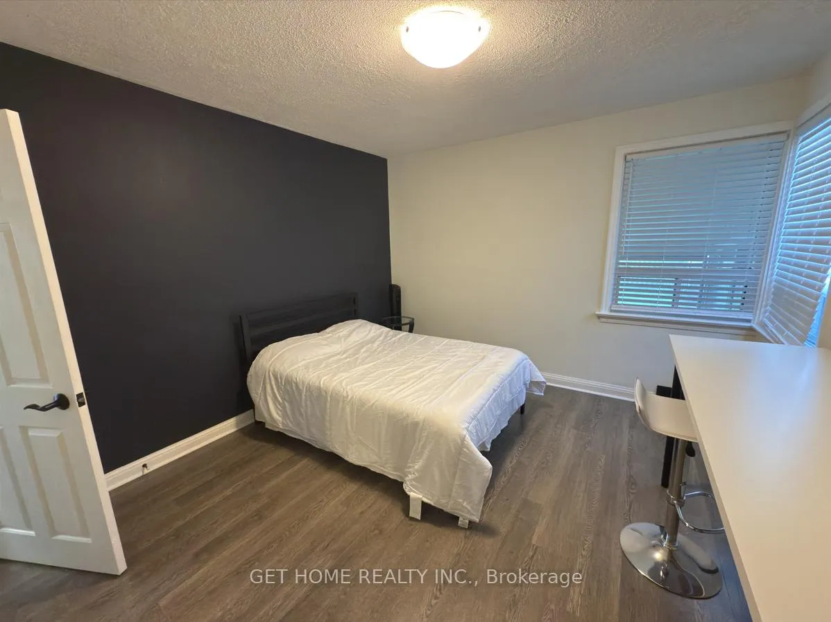Photo 7 of Unit #Main, 18 Waringstown Drive, Scarborough, Wexford-Maryvale — HOMEH