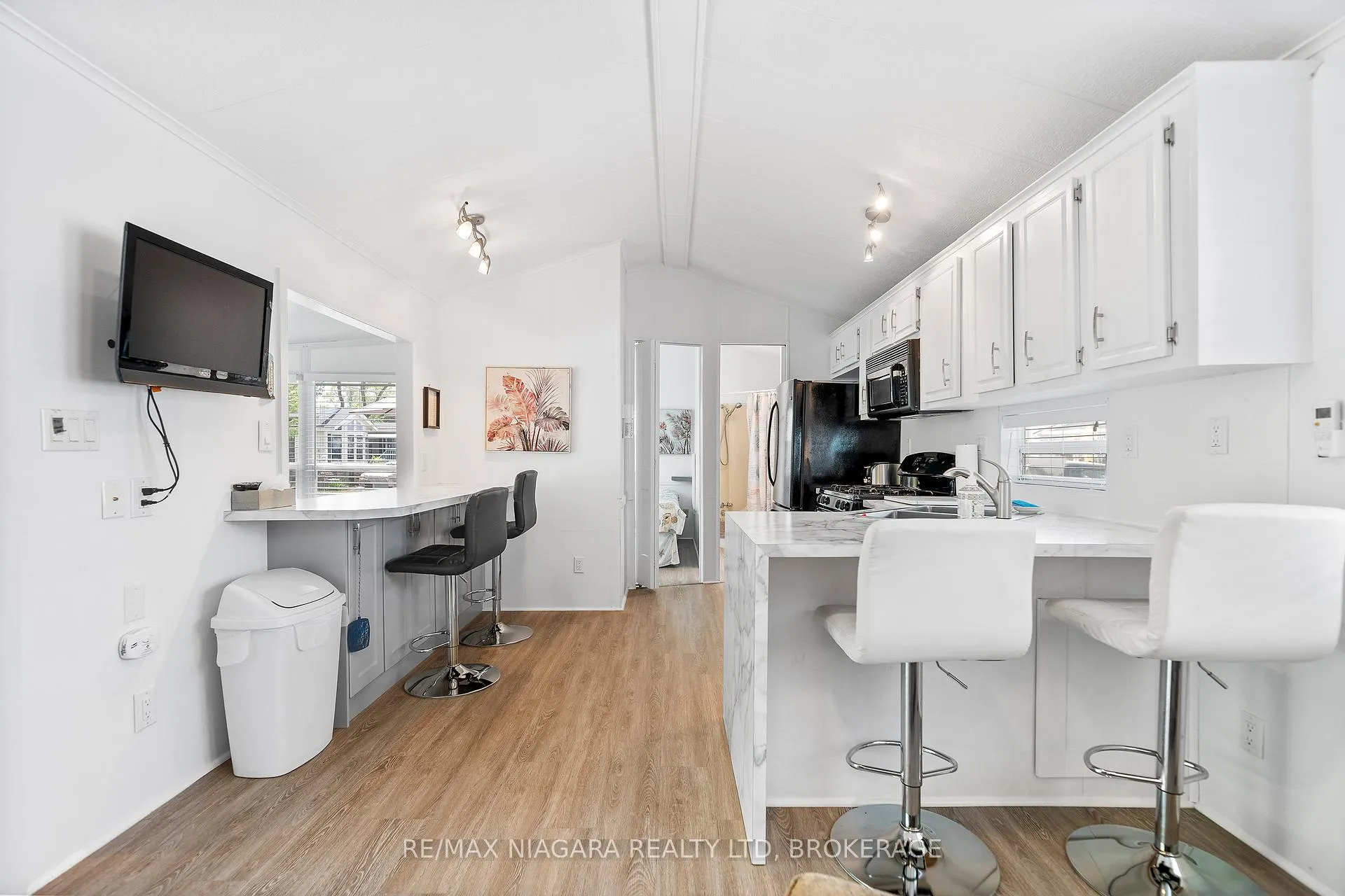 Photo 8 of 28 Mariner Crescent, Port Colborne, Sherkston — HOMEH