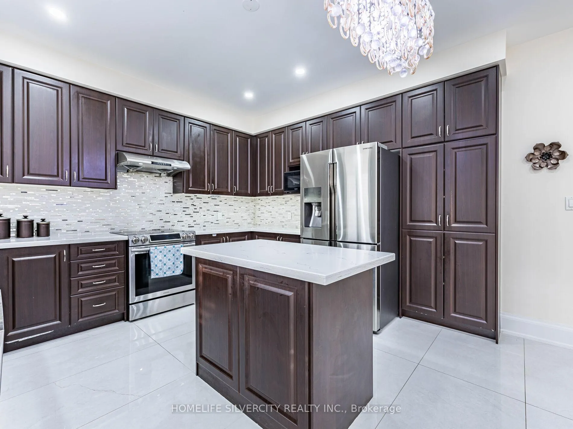 Photo 17 of 16 Cloncurry Street, Brampton, Toronto Gore Rural Estate — HOMEH
