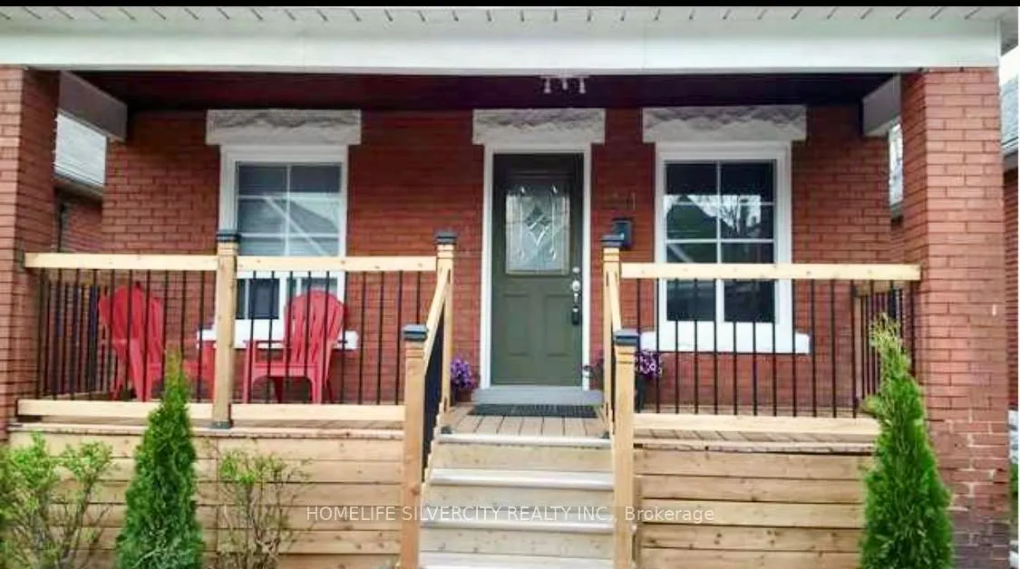 Photo 2 of 24 Webber Avenue, Hamilton, Stinson — HOMEH
