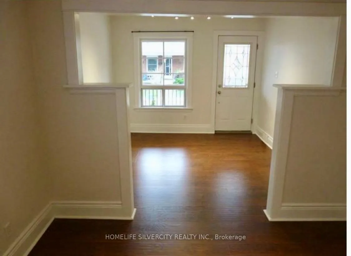 Photo 4 of 24 Webber Avenue, Hamilton, Stinson — HOMEH