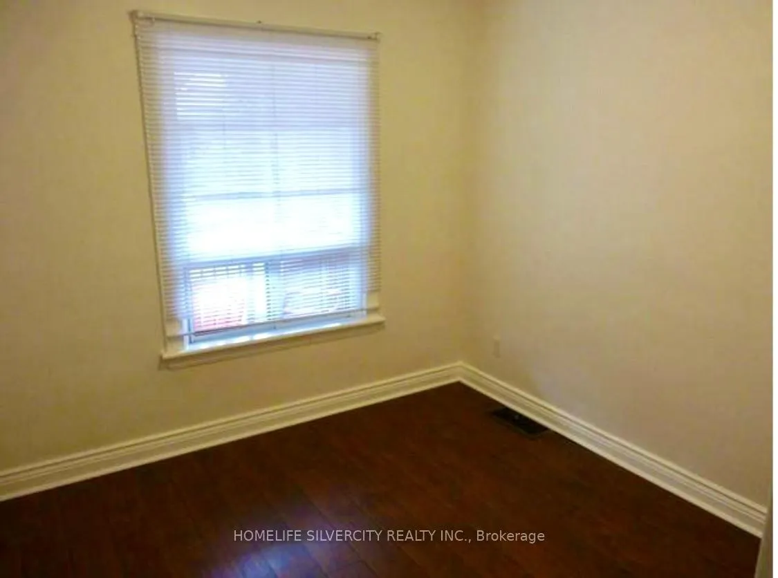 Photo 10 of 24 Webber Avenue, Hamilton, Stinson — HOMEH