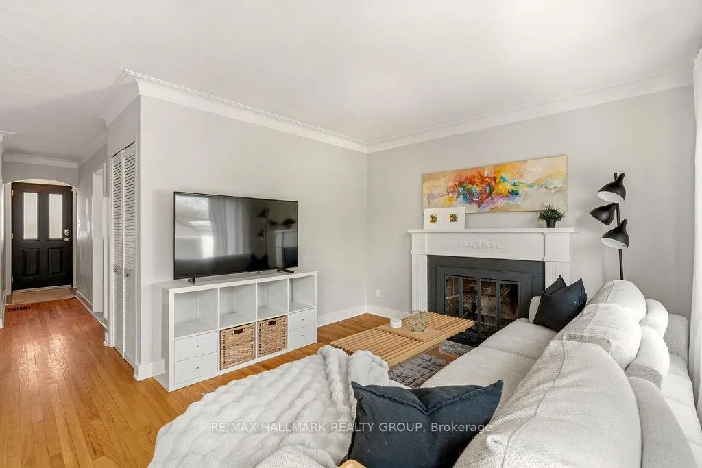 Photo 11 of 200 Lennox Park Avenue, Ottawa, Riverview Park — HOMEH