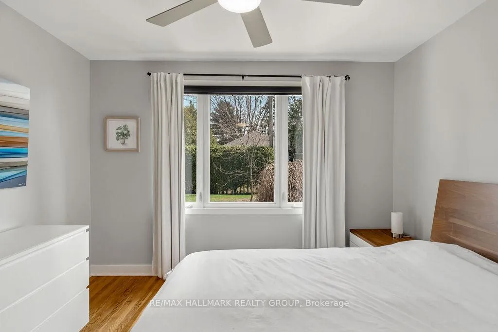 Photo 23 of 200 Lennox Park Avenue, Ottawa, Riverview Park — HOMEH