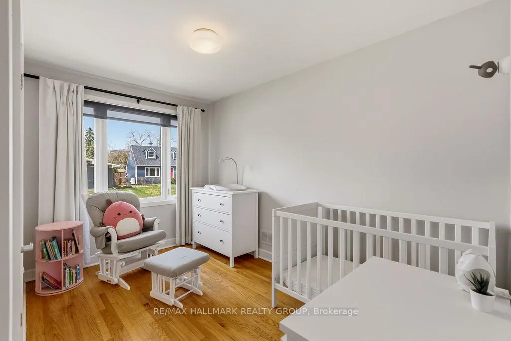 Photo 25 of 200 Lennox Park Avenue, Ottawa, Riverview Park — HOMEH