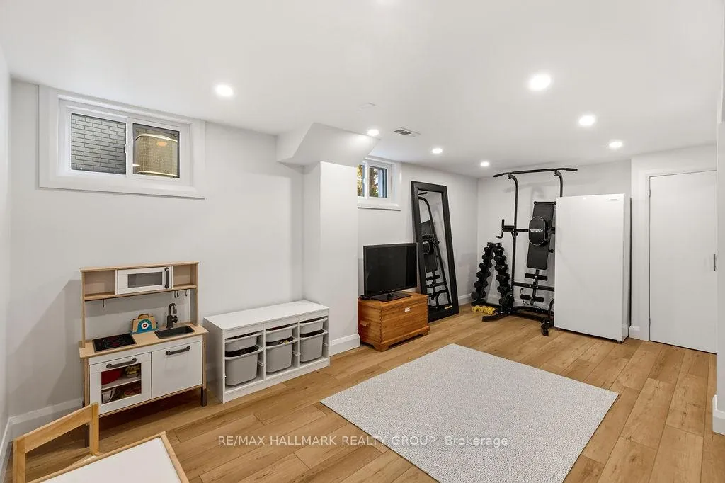 Photo 31 of 200 Lennox Park Avenue, Ottawa, Riverview Park — HOMEH