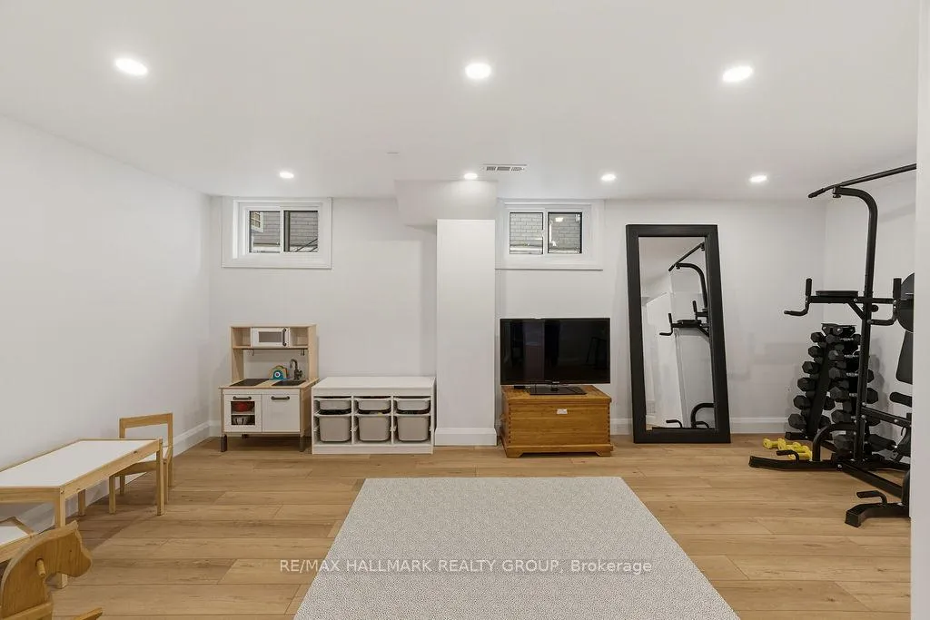 Photo 32 of 200 Lennox Park Avenue, Ottawa, Riverview Park — HOMEH