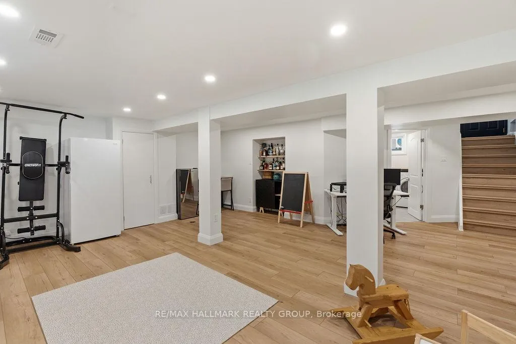 Photo 33 of 200 Lennox Park Avenue, Ottawa, Riverview Park — HOMEH