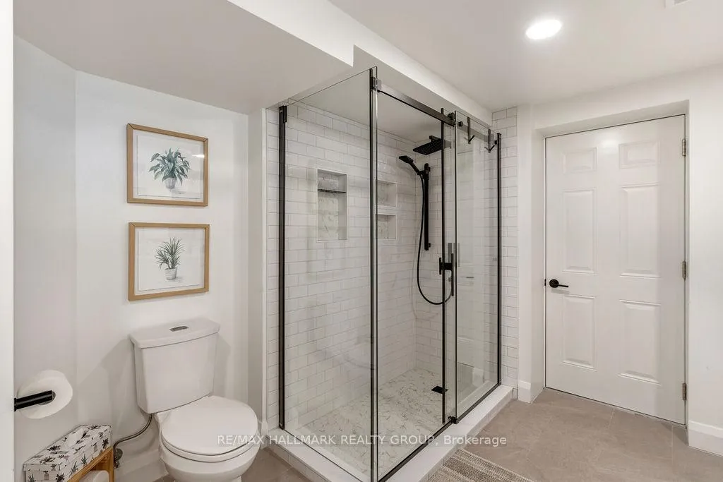 Photo 40 of 200 Lennox Park Avenue, Ottawa, Riverview Park — HOMEH
