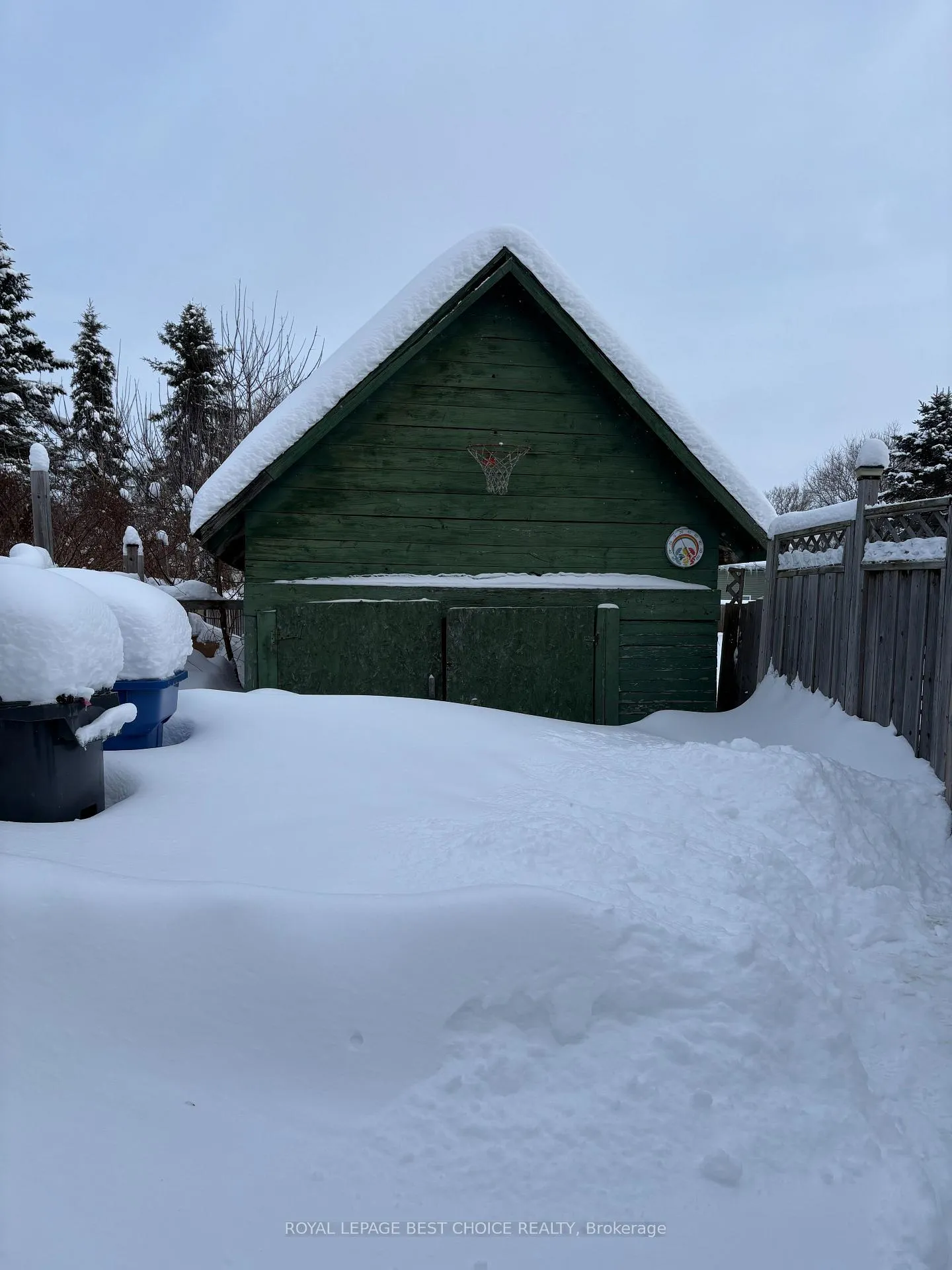 Photo 5 of 31 First Street, Englehart — HOMEH
