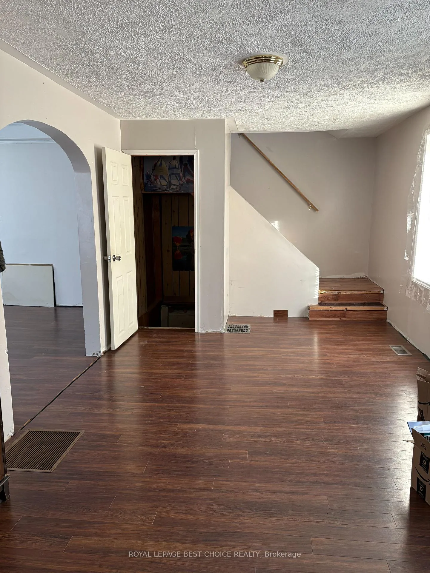 Photo 10 of 31 First Street, Englehart — HOMEH
