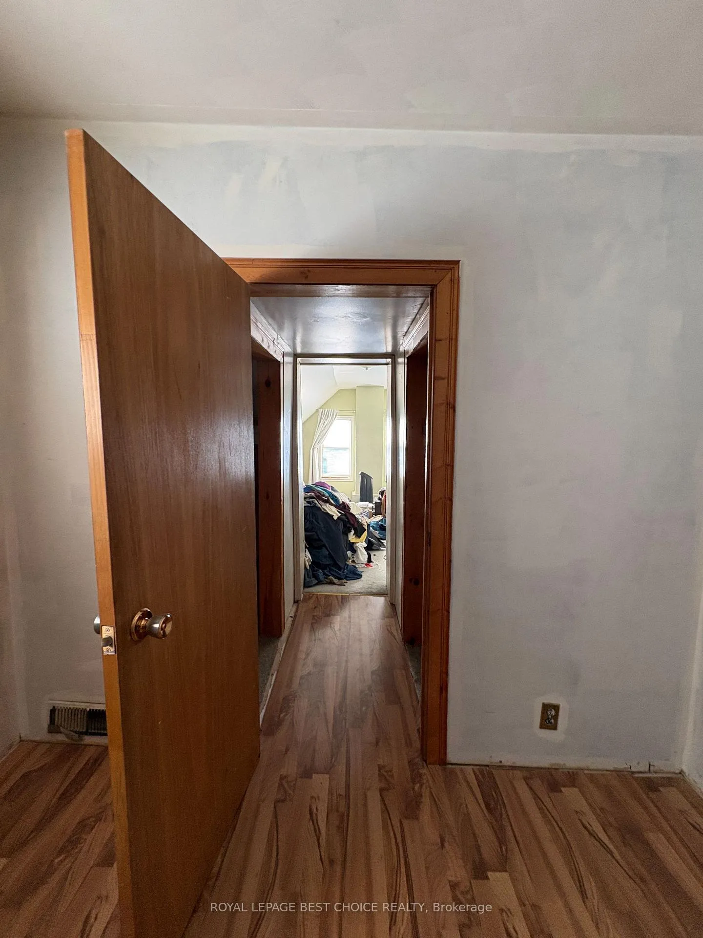 Photo 16 of 31 First Street, Englehart — HOMEH