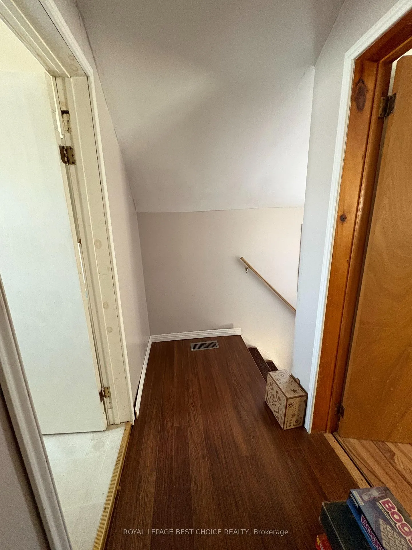 Photo 18 of 31 First Street, Englehart — HOMEH