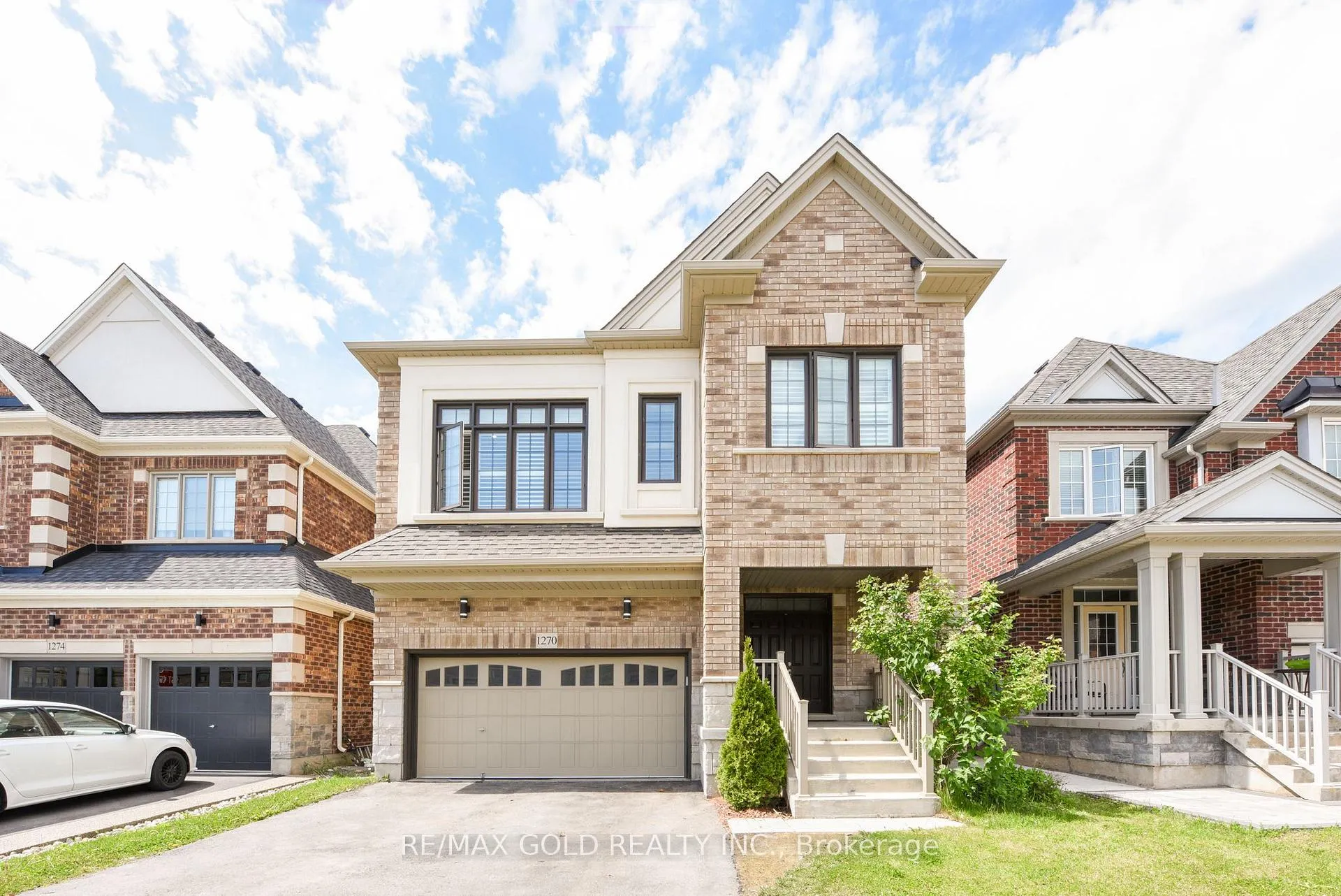 Photo 2 of 1270 Mcphedran Point, Milton, Ford — HOMEH
