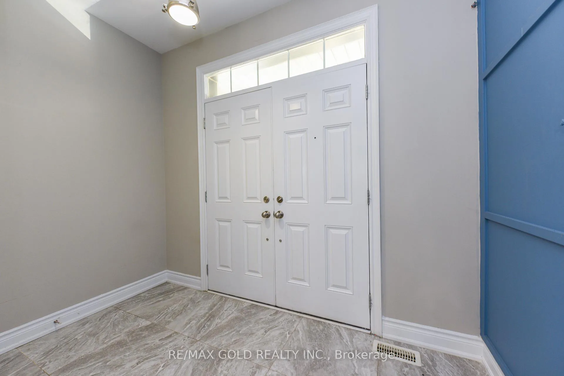 Photo 5 of 1270 Mcphedran Point, Milton, Ford — HOMEH