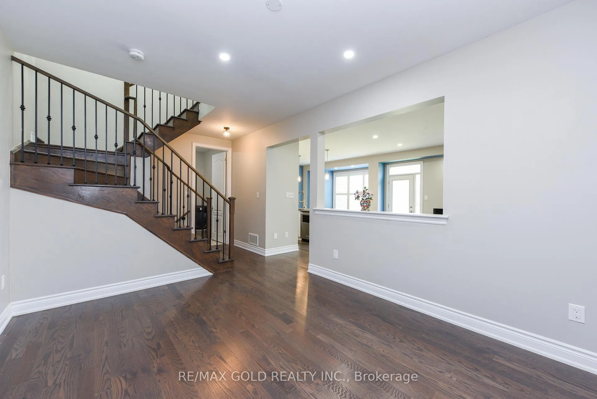 Photo 8 of 1270 Mcphedran Point, Milton, Ford — HOMEH
