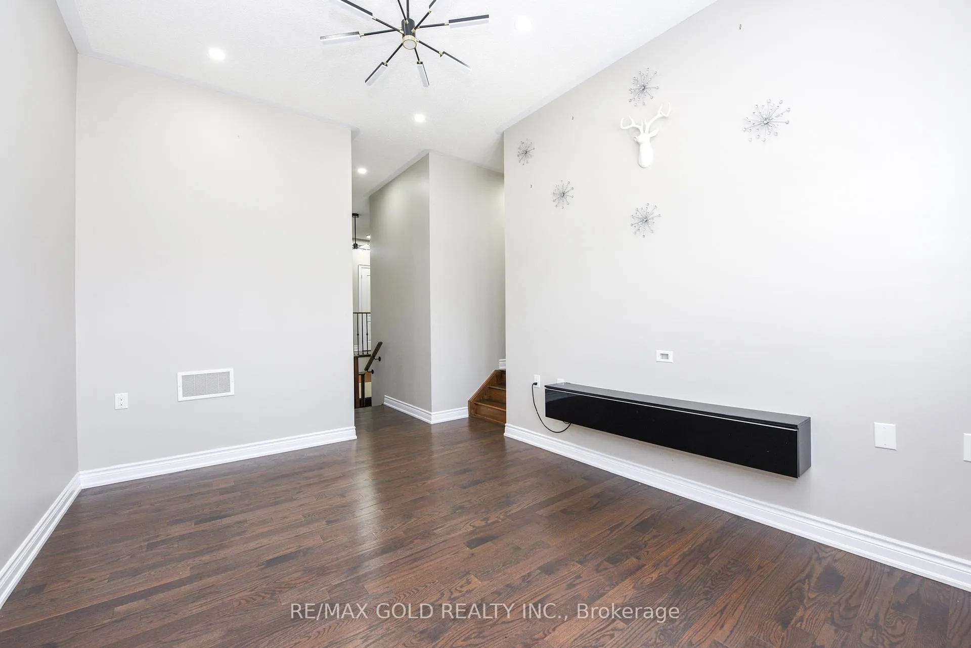 Photo 45 of 1270 Mcphedran Point, Milton, Ford — HOMEH