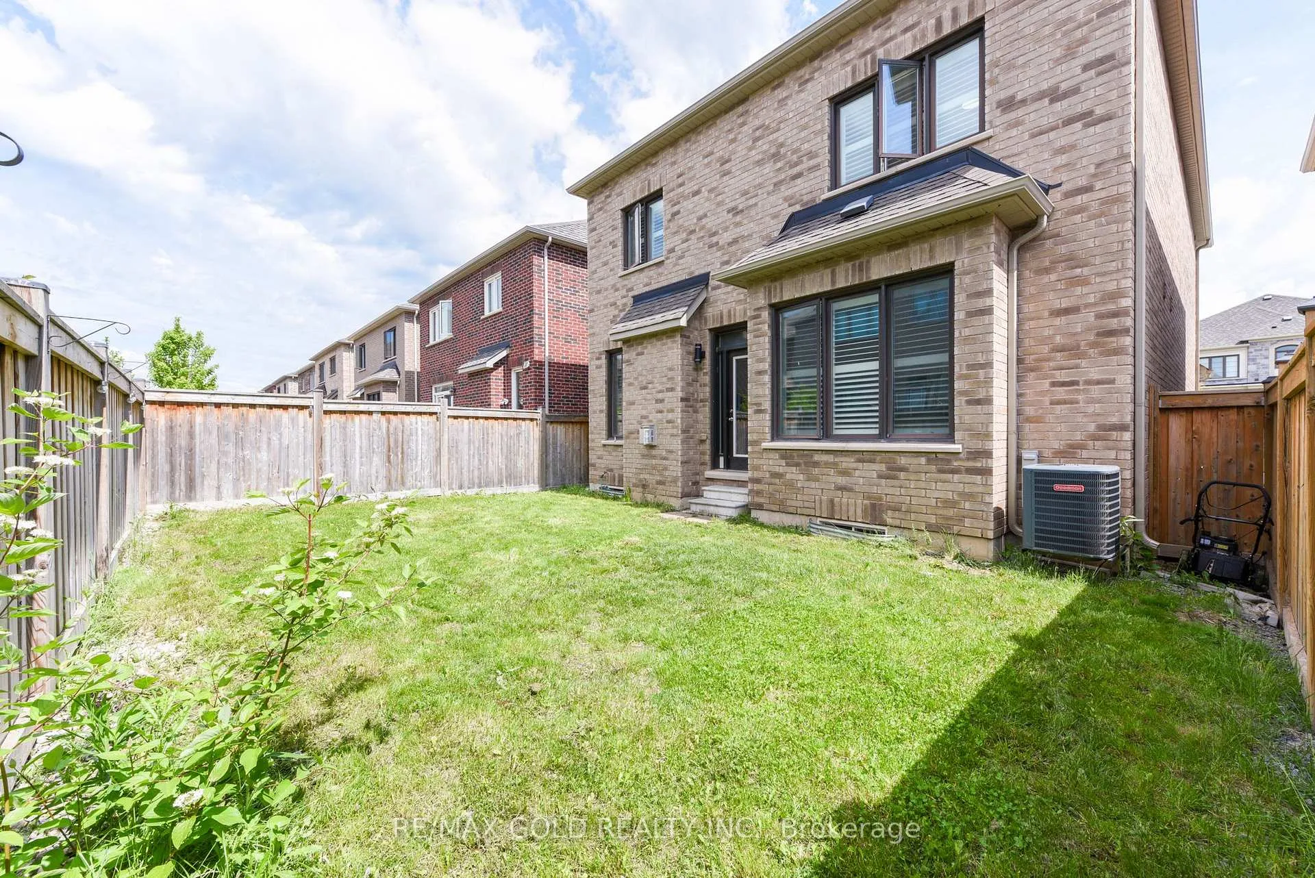 Photo 49 of 1270 Mcphedran Point, Milton, Ford — HOMEH