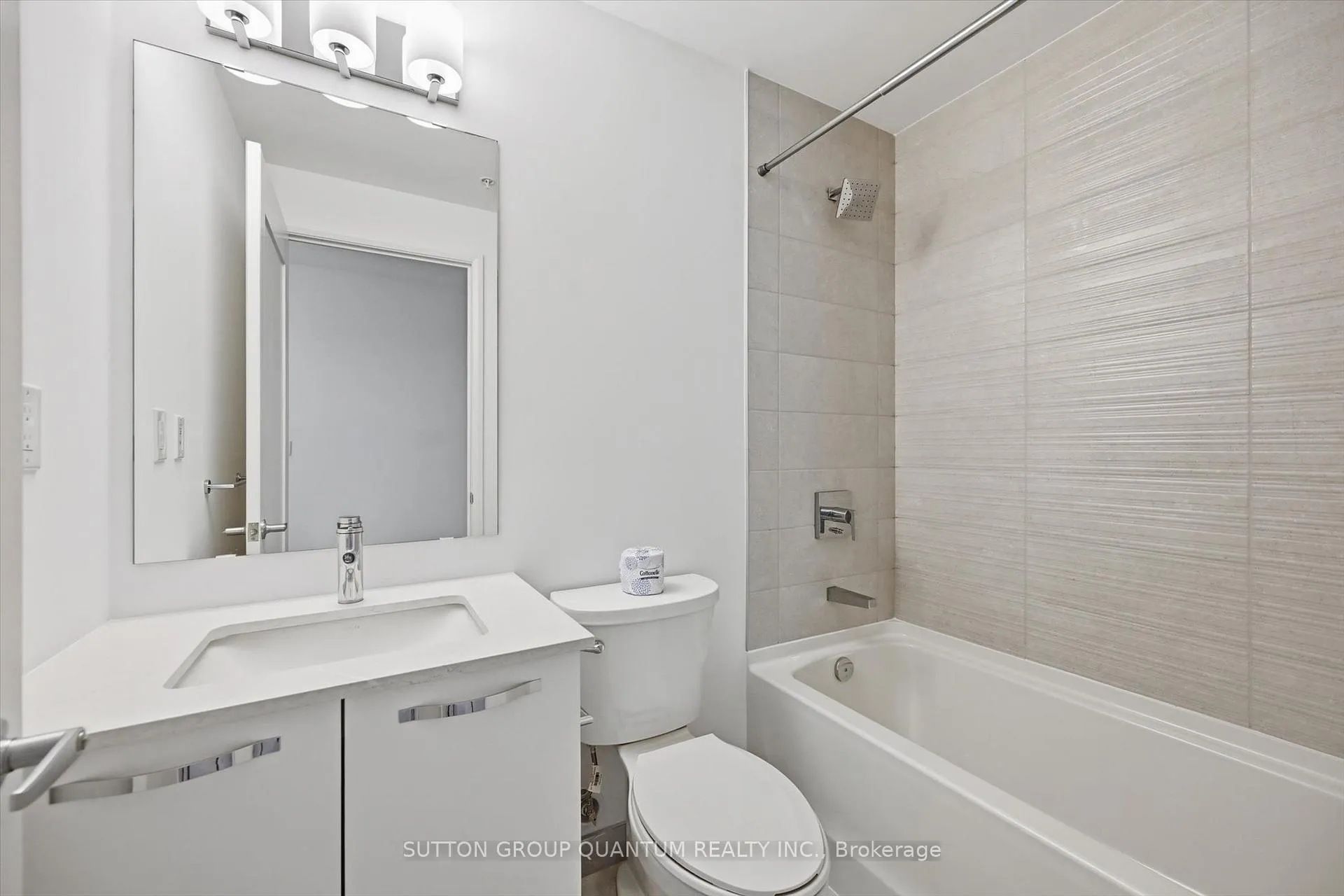 Photo 7 of Unit 1221, 75 James Street S, Hamilton, Corktown — HOMEH