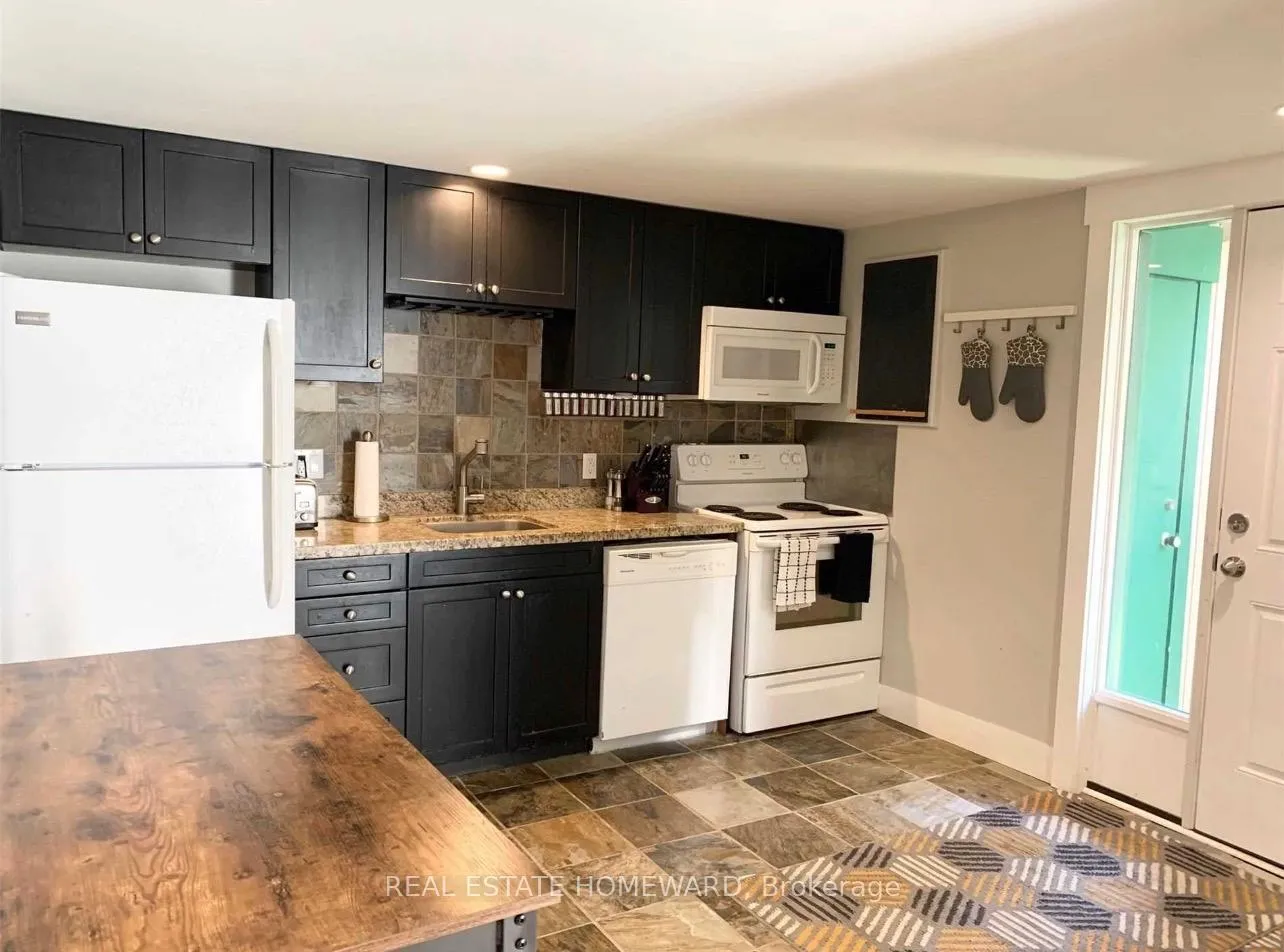 Photo 5 of Unit 322, 5 Dawson Drive, Collingwood — HOMEH