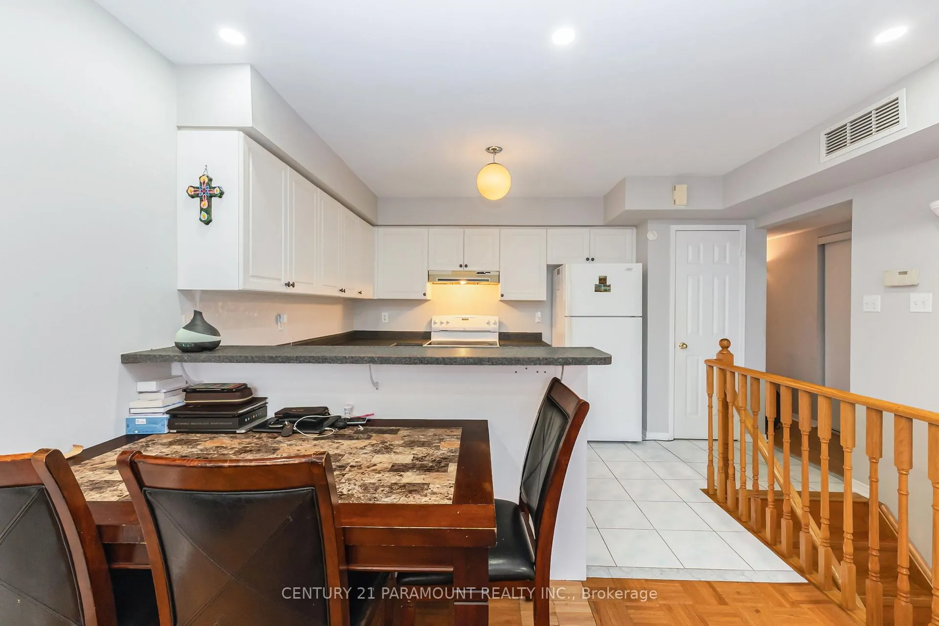 Photo 6 of Unit 10, 200 Mclevin Avenue, Scarborough, Malvern — HOMEH