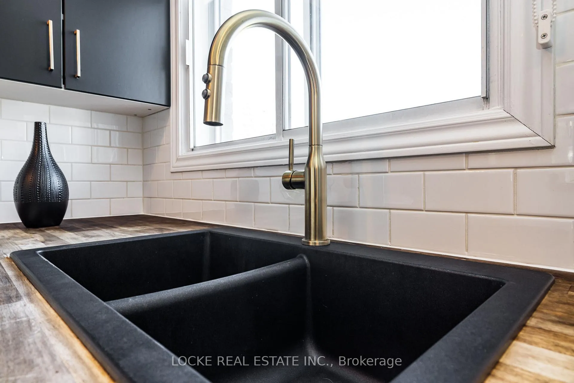 Photo 4 of Unit 16, 4036 Eady Court, Ottawa, Cyrville — HOMEH