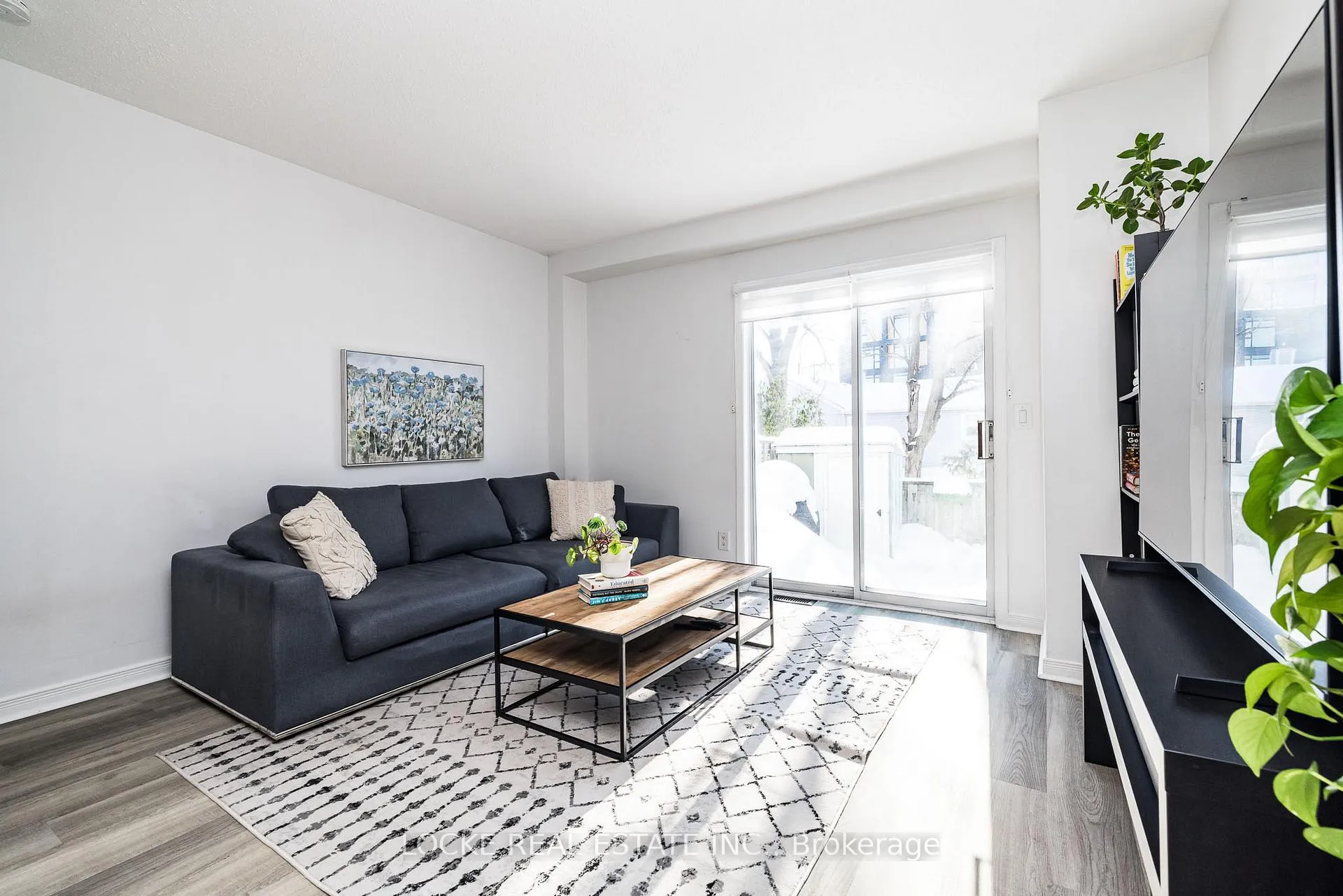 Photo 13 of Unit 16, 4036 Eady Court, Ottawa, Cyrville — HOMEH