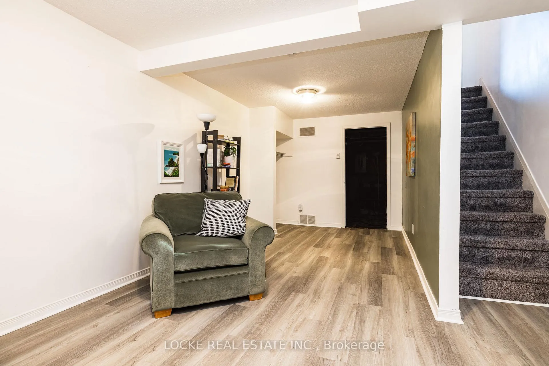 Photo 26 of Unit 16, 4036 Eady Court, Ottawa, Cyrville — HOMEH