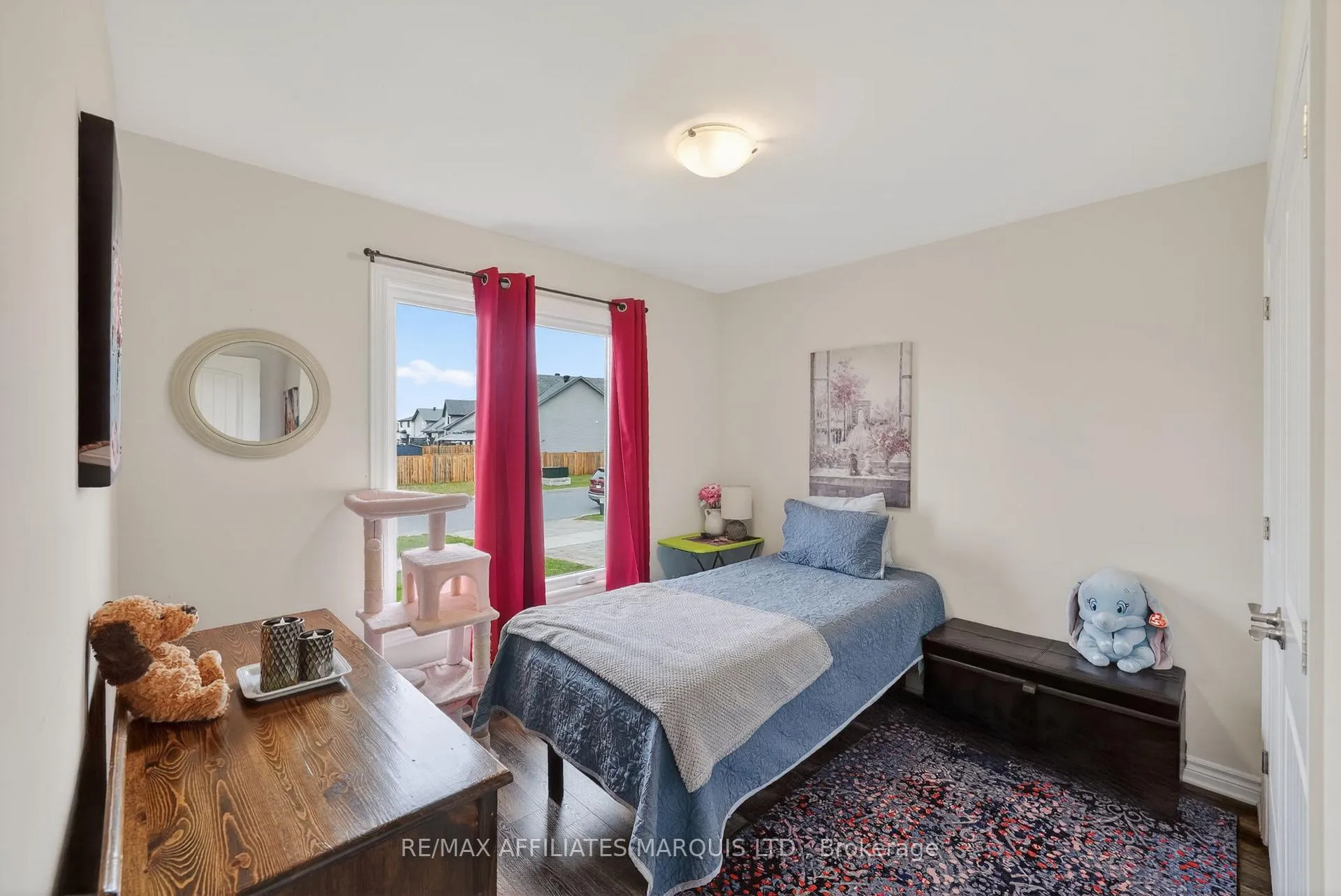 Photo 13 of 328 Belfort Crescent, Cornwall — HOMEH
