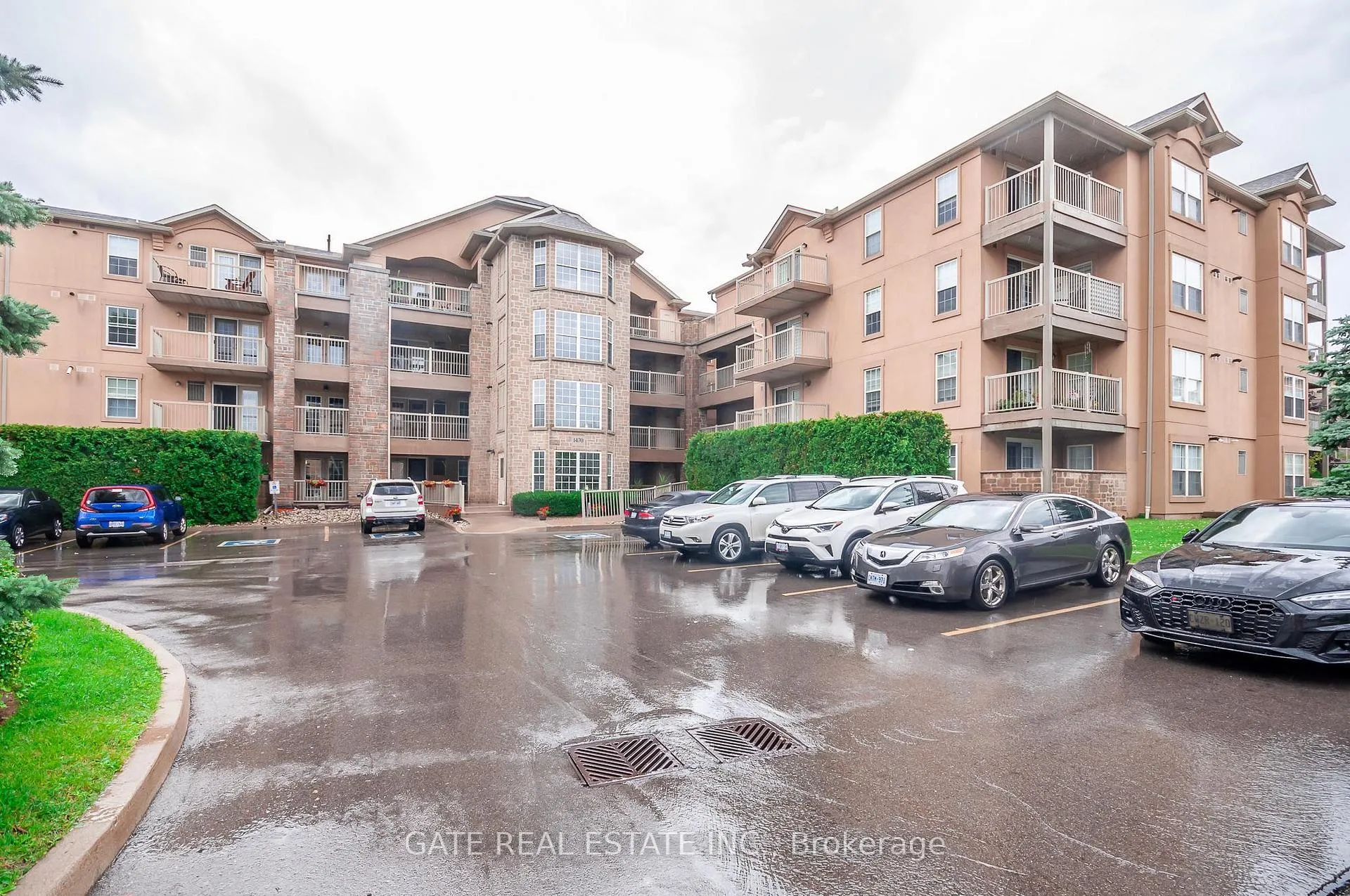 Front of Unit 407, 1470 Bishops Gate