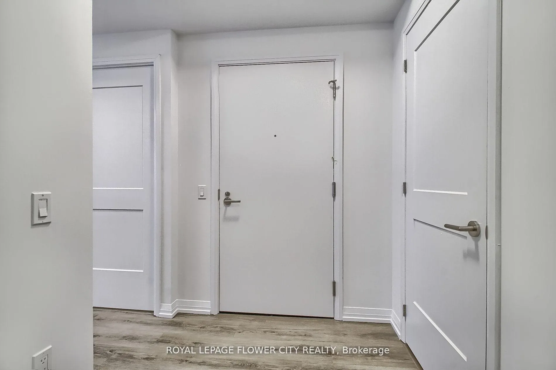 Photo 20 of Unit 716, 50 Dunfield Avenue, Toronto, Mount Pleasant East — HOMEH