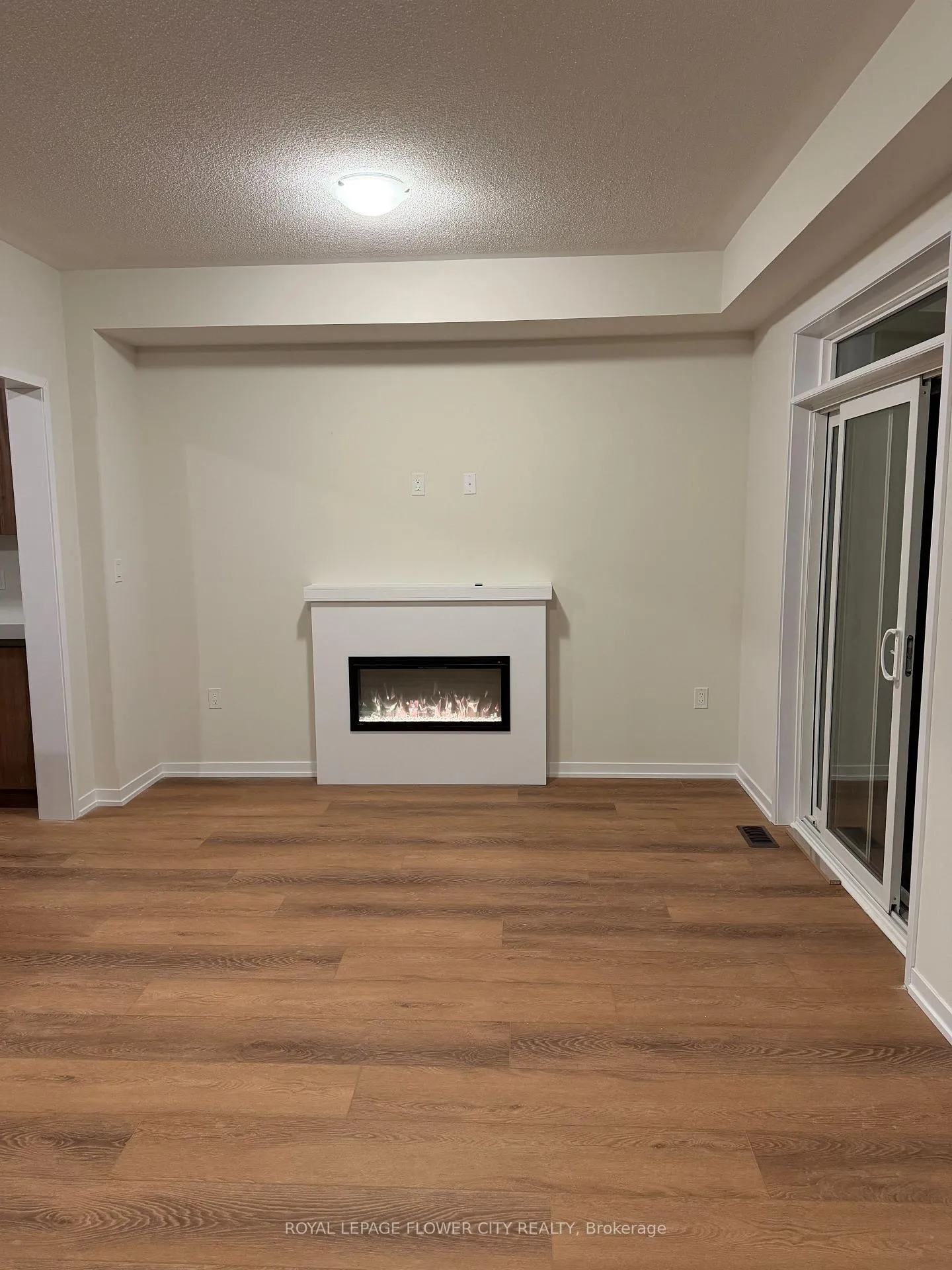 Photo 5 of 2100 Cayenne Street, Oshawa, Kedron — HOMEH