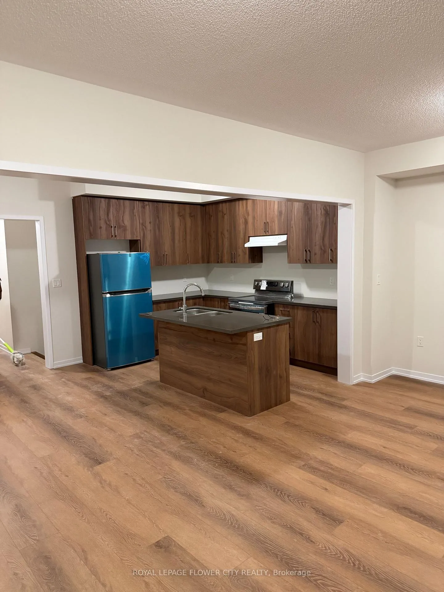 Photo 34 of 2100 Cayenne Street, Oshawa, Kedron — HOMEH