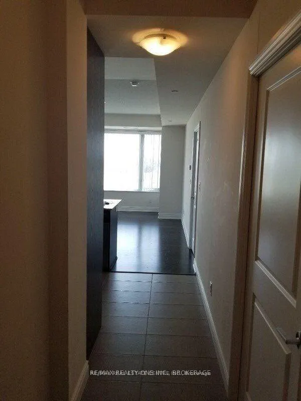 Photo 4 of Unit 806, 325 South Park Road, Markham, Commerce Valley — HOMEH