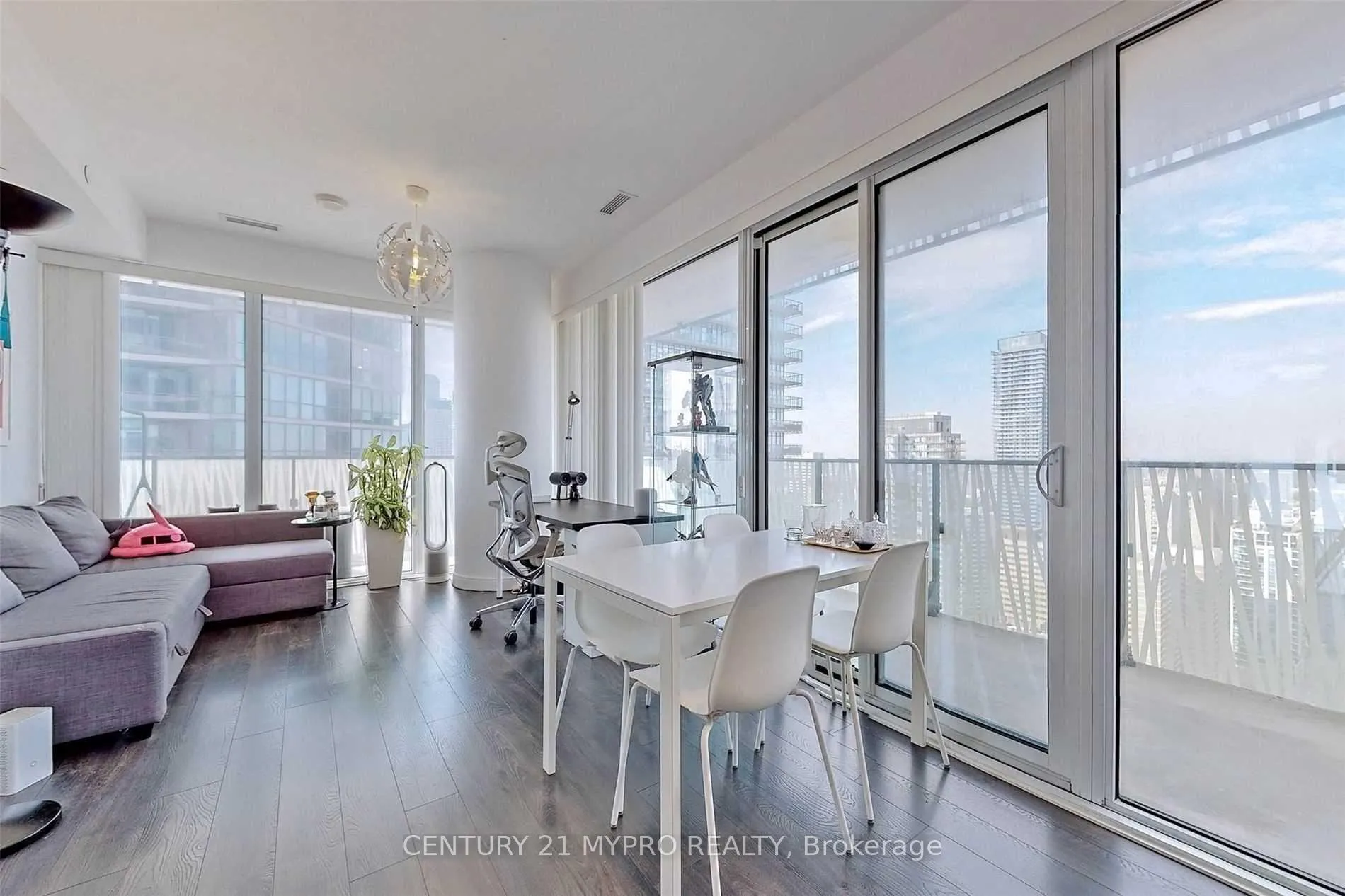 Photo 6 of Unit 3204, 42 Charles Street, Toronto, Church-Yonge Corridor — HOMEH