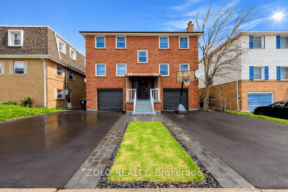 Photo 11 of Unit 1, 20 Bridesburg Drive, Etobicoke, Kingsview Village-The Westway — HOMEH