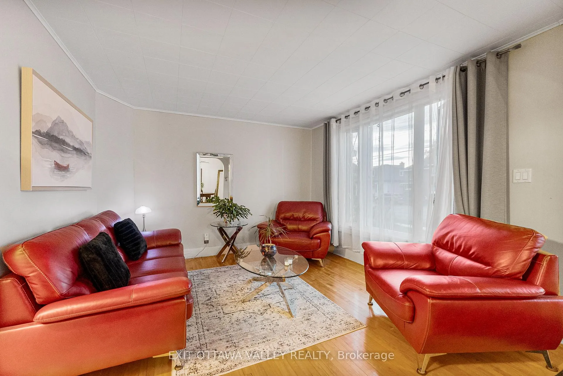 Photo 9 of 329 Third Avenue, Pembroke — HOMEH