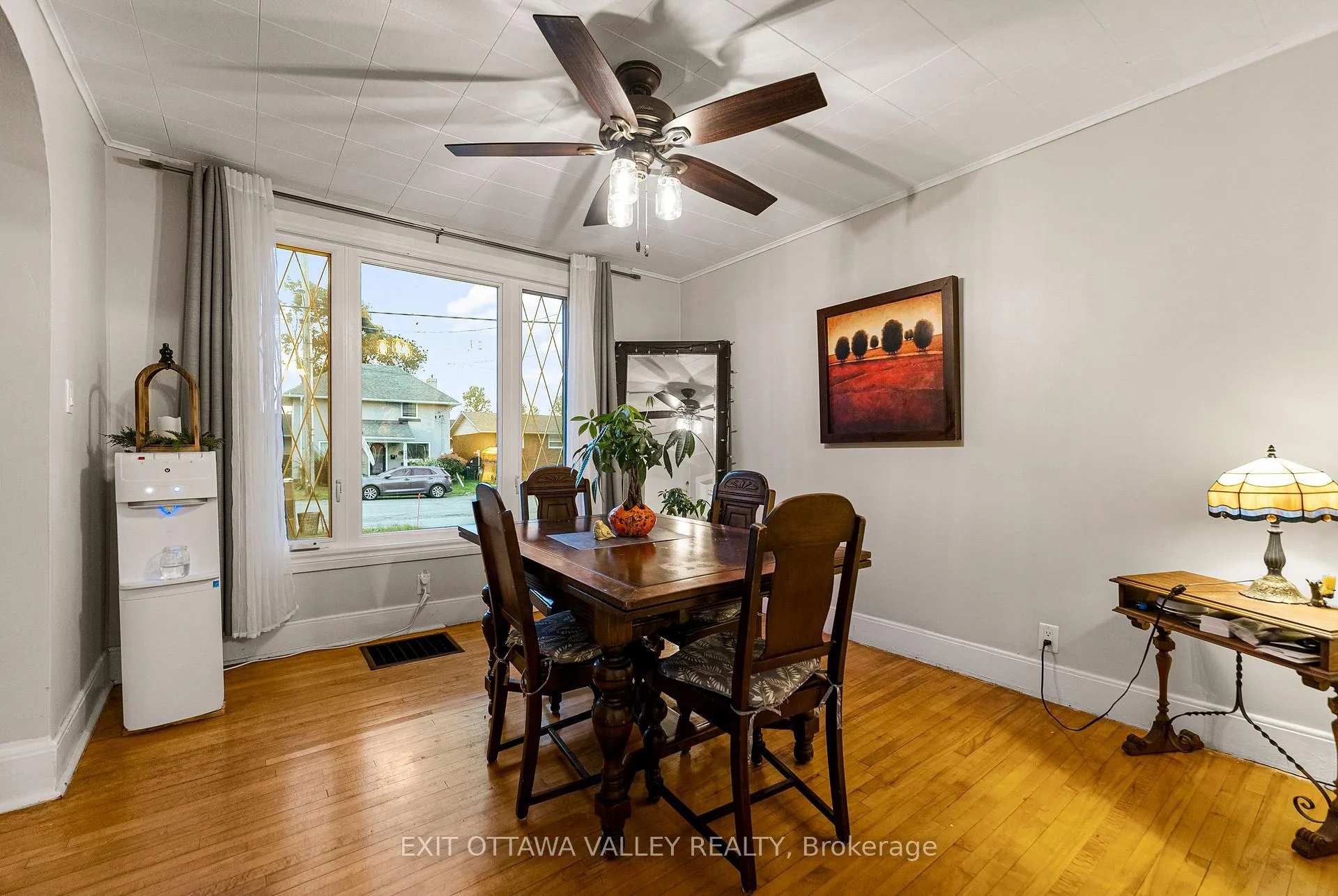 Photo 10 of 329 Third Avenue, Pembroke — HOMEH