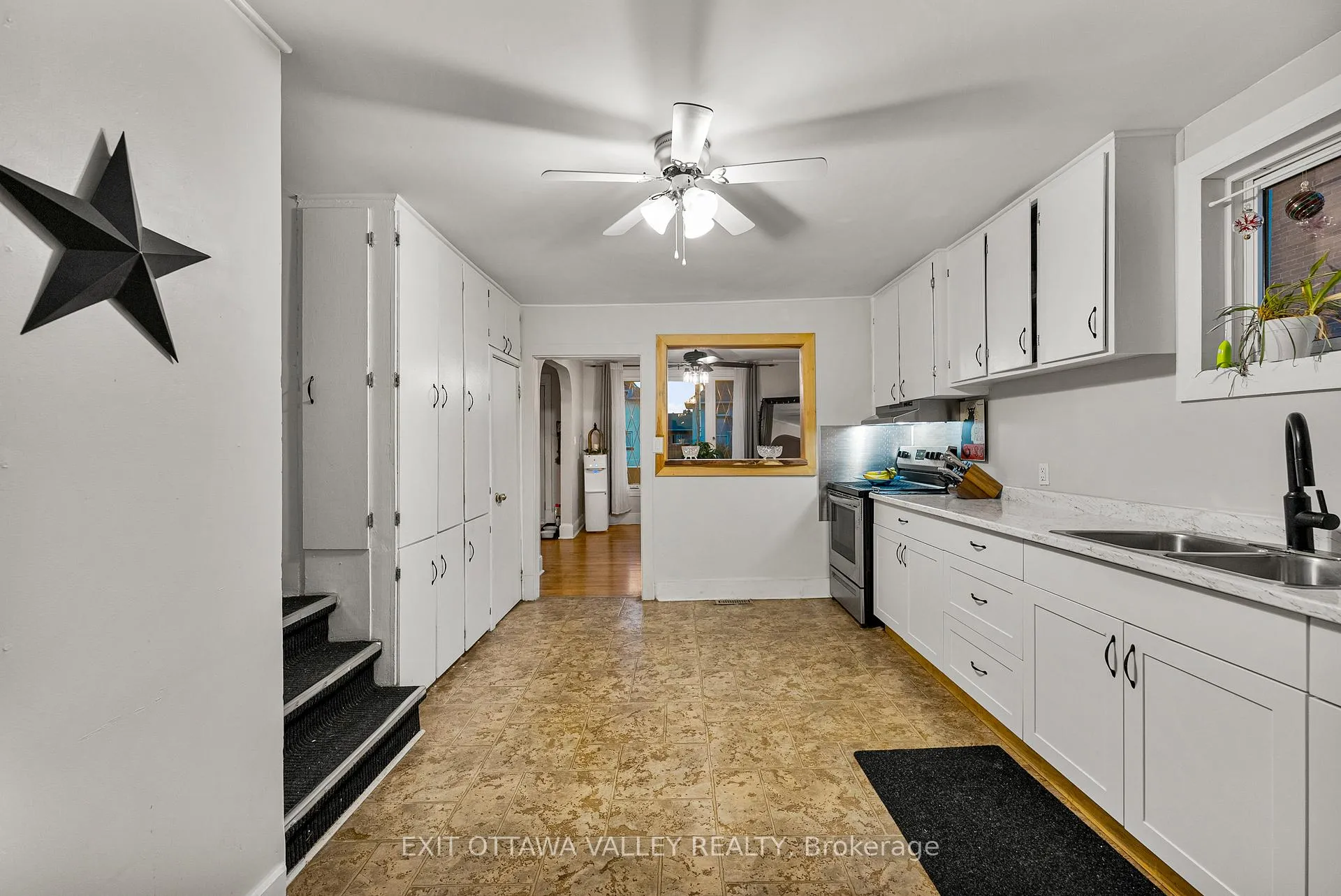 Photo 14 of 329 Third Avenue, Pembroke — HOMEH