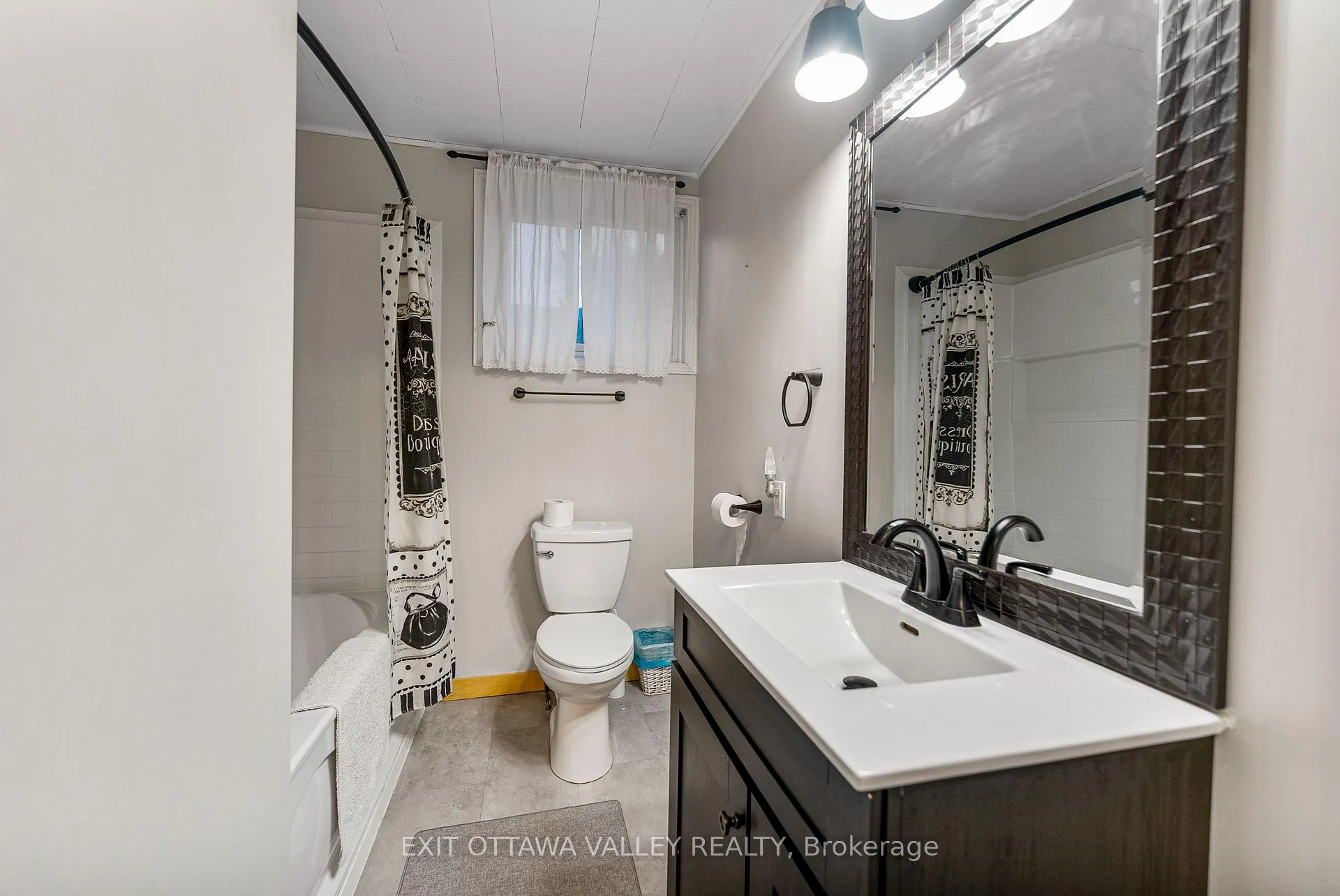 Photo 15 of 329 Third Avenue, Pembroke — HOMEH