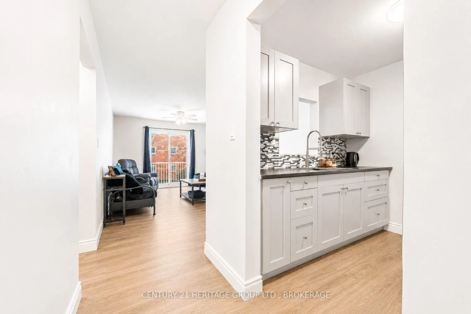 Photo 4 of Unit 203, 573 Armstrong Road, Kingston, East Gardiners Rd — HOMEH